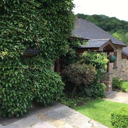 Ty Carreg Fach Staycation Cottage คาร์ดิฟฟ์ ภายนอก รูปภาพ
